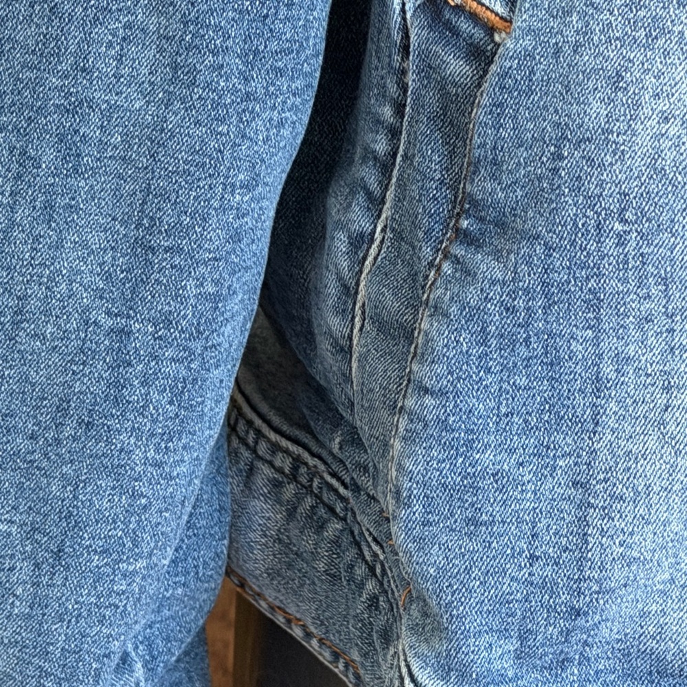 Celebrity Pink Denim Blue Women's Jacket - Picture 7 of 16